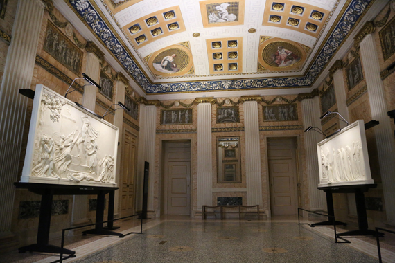 Palais Anguissola, dispositif d'accessibilité de la salle d'exposition.