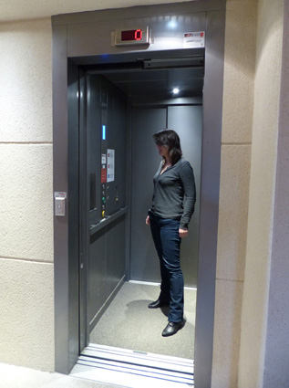 La signalétique de l'ascenseur a été repensée